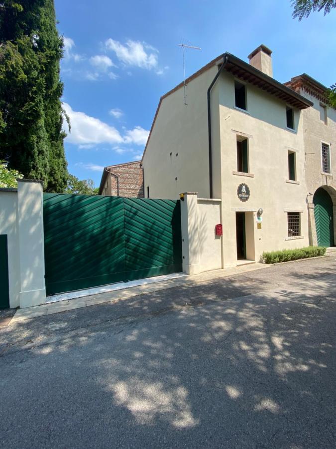 Ca' Hemingway Aparthotel Bassano del Grappa Exterior foto
